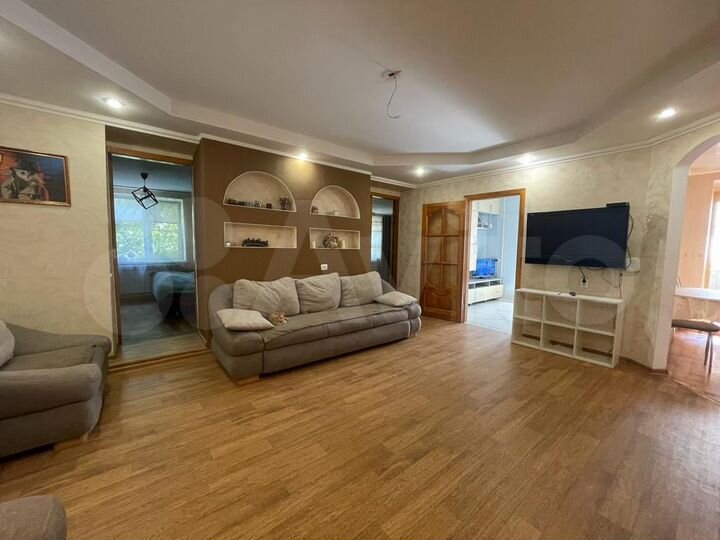 3-к. квартира, 79 м², 1/5 эт.