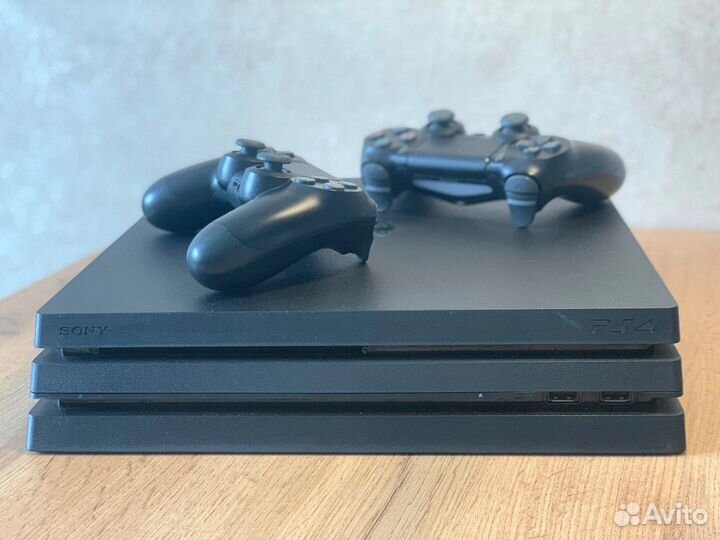 Sony PS4 pro 1tb