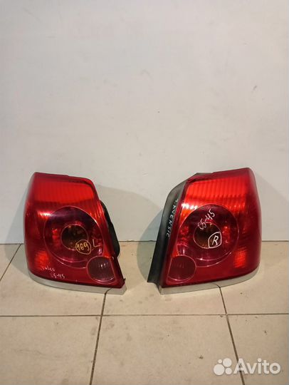 Фонарь toyota avensis 05-45