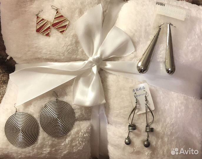 Серьги длинные бижутерия