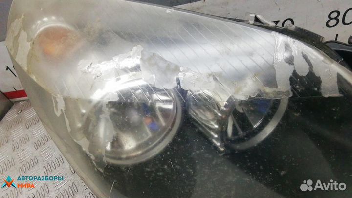 Фара правая Opel Astra H 2005