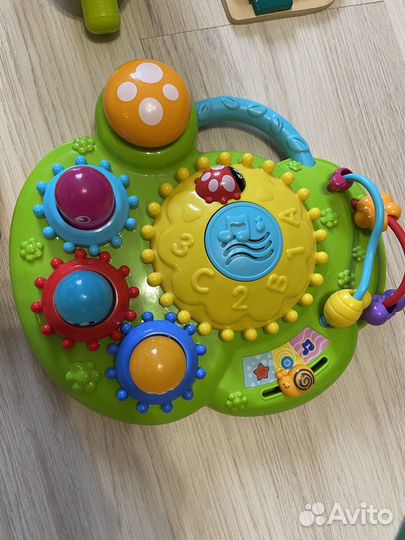 Детские развивающие игрушки и книги пакетом