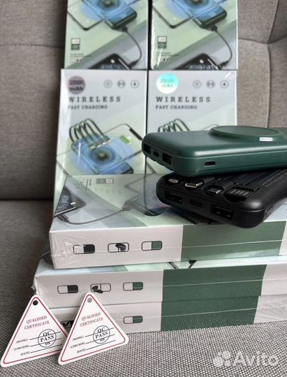 Повербанк с беспроводной зарядкой