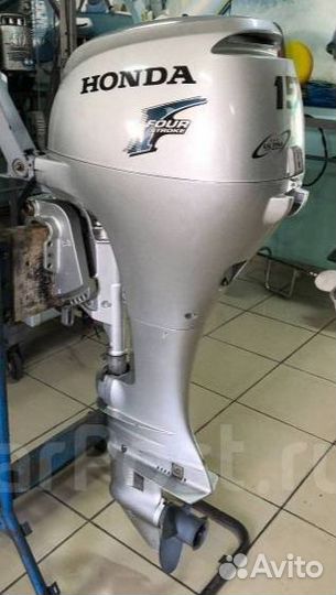 Лодка с мотором