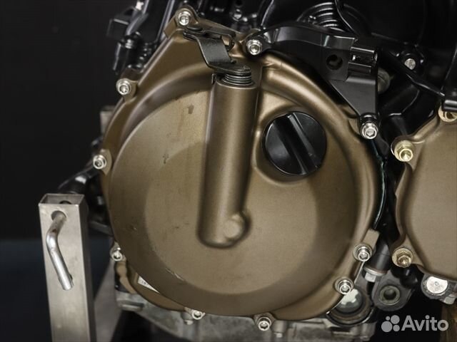 Контрактный двигатель Kawasaki ZX10R 04-05 zxt00ce