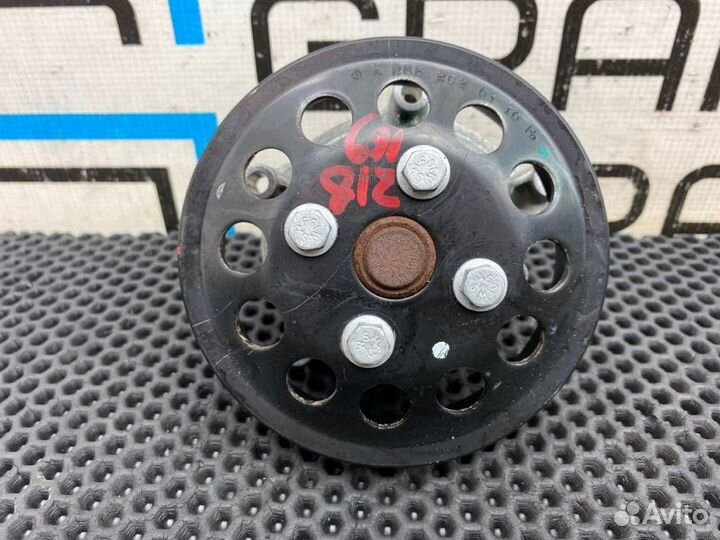 Насос водяной (помпа) Mercedes-Benz A-Class W169