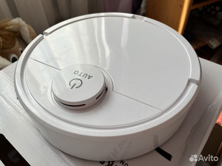 Робот пылесос новый