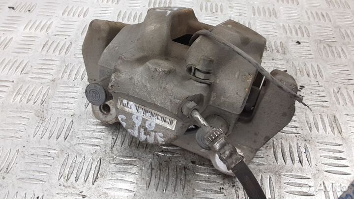 Суппорт передний правый BMW X3 F25 2012