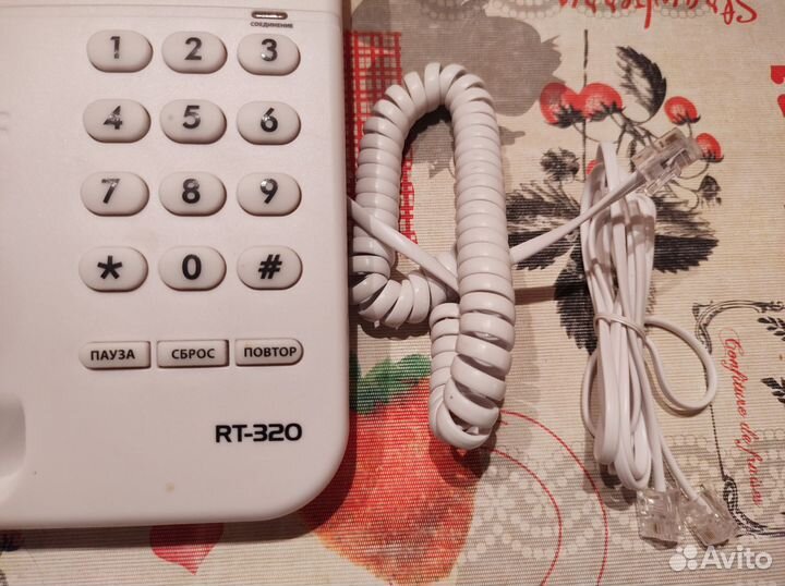 Телефон новый Ritmix RT-320