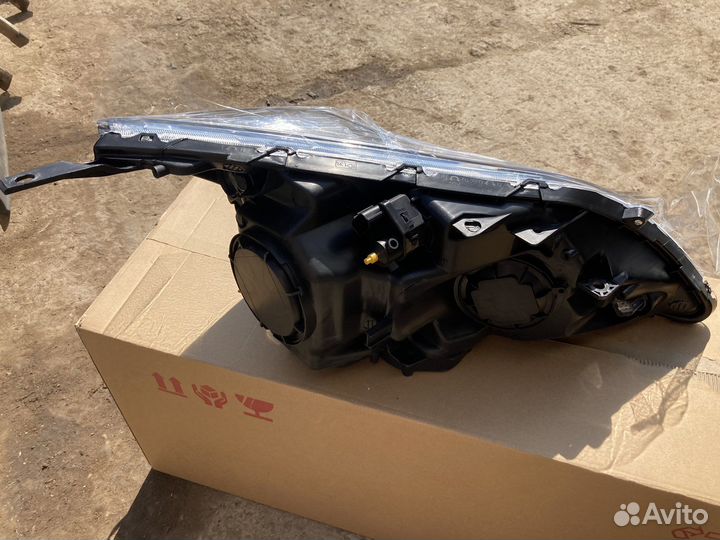 Honda crv 3 фара правая левая