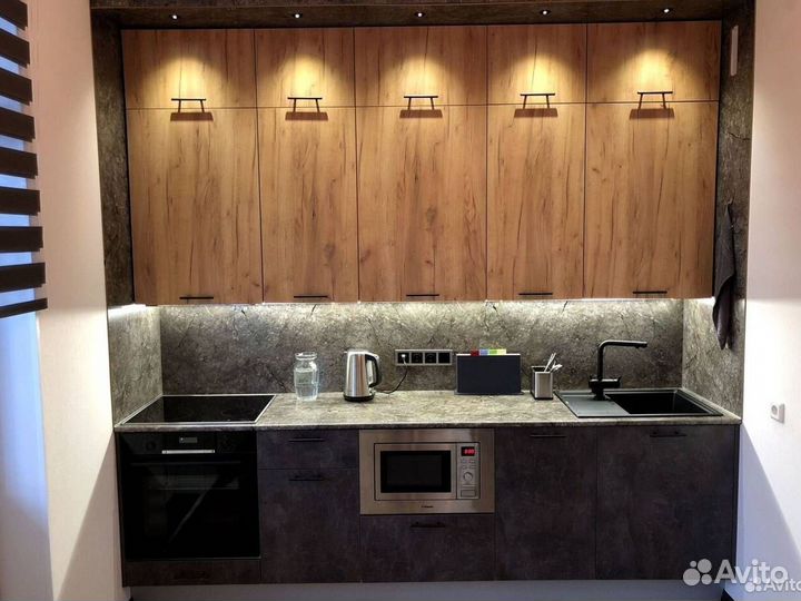 Кухонный гарнитур в стиле хай тек