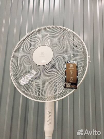 Вентилятор напольный Electrolux 50 Вт (Новый)