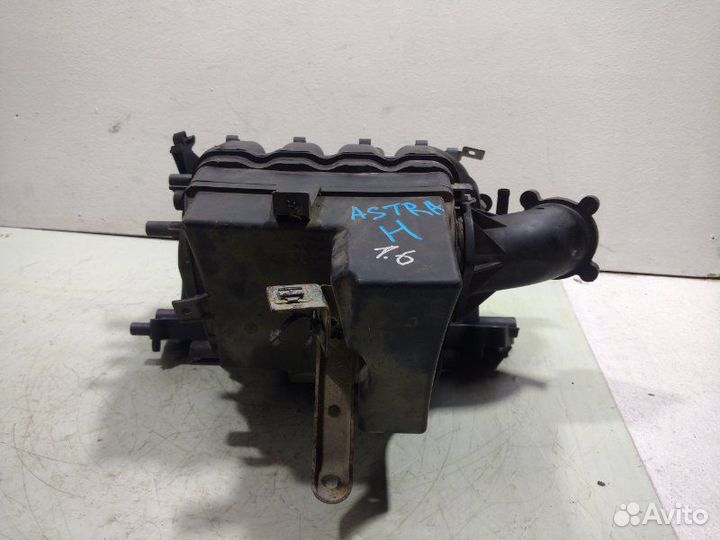 Коллектор впускной Opel Astra H Z16XER