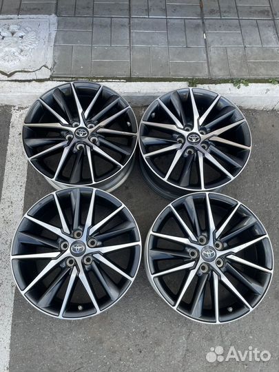 Диски R18 5x114.3 original toyota camry xv70