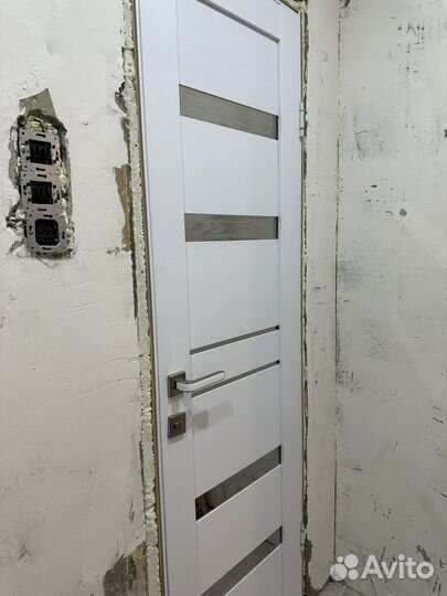 Межкомнатные двери бу 60 см,80