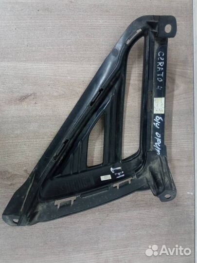 Решетка в бампер левая KIA cerato 18