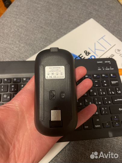 Клавиатура с мышкой беспроводная