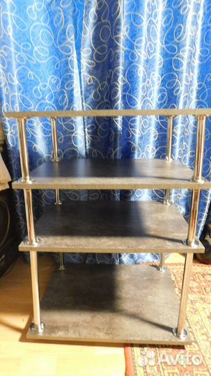 Тумба под аппаратуру