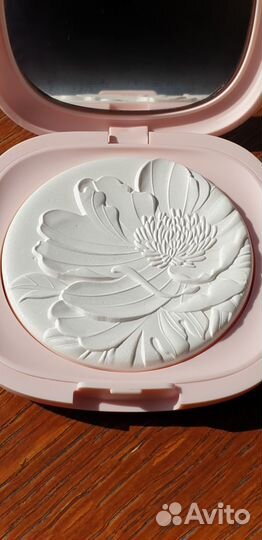 Пудра Kiko Waterflower