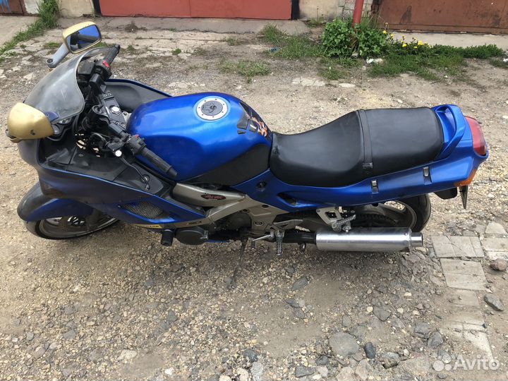Kawasaki Zzr400-2