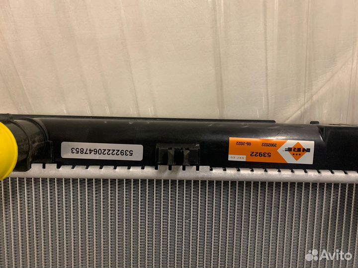 Радиатор на Lexus ES 350