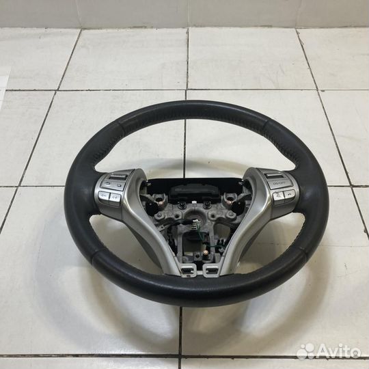 Рулевое колесо Nissan X-Trail 3 T32 2014