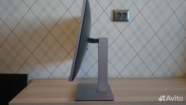Монитор HP EliteDisplay E243 (24 дюйма)