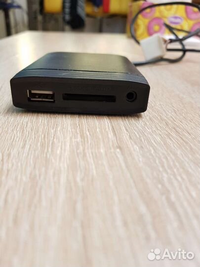 Адаптер для USB и AUX Yatour для Mazda (MAZ1)