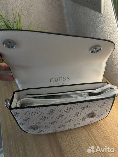 Сумка guess