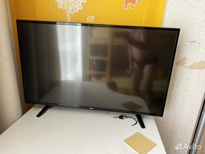 Телевизор SMART tv 43 дюйма
