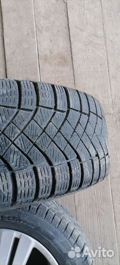 Комплект Pirelli ice zero FR 205 55 r16 на дисках