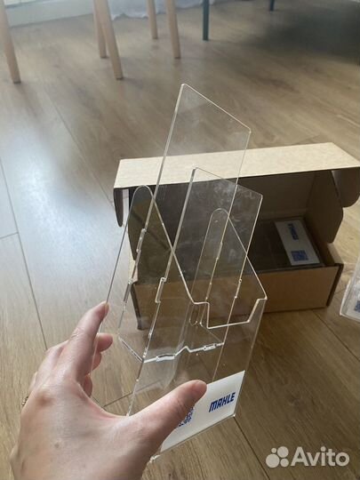 Буклетница настольная пластиковая