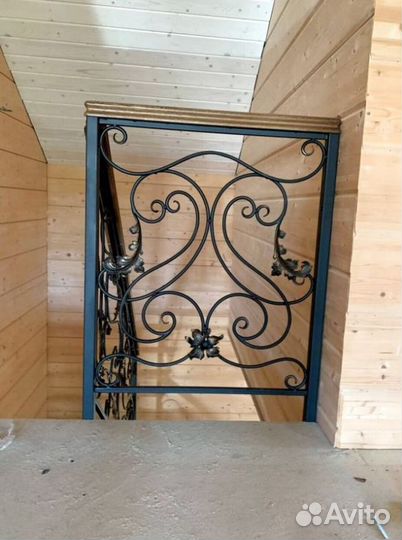 Лестницы г-образные под ключ