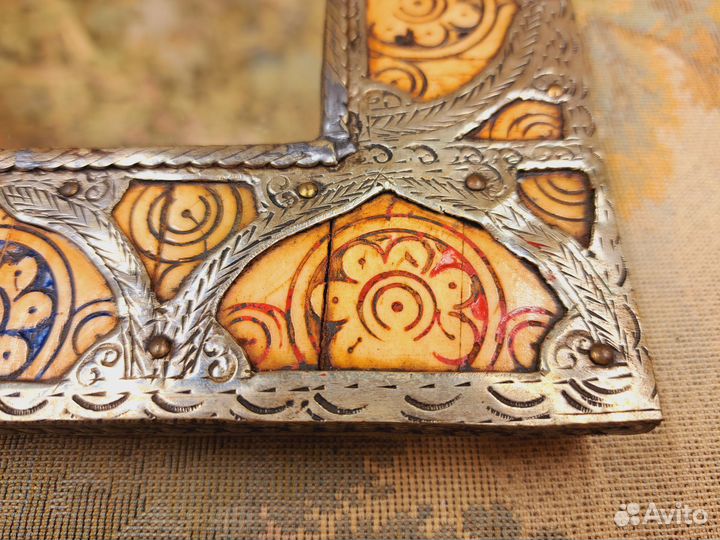 Старинное зеркало