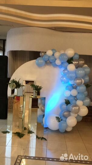 Зеркальные стойки конструкции