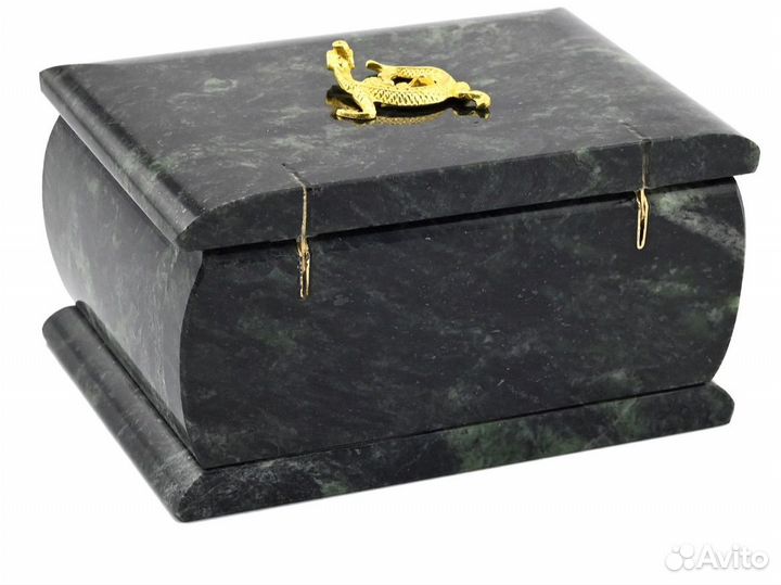 Шкатулка ларец из змеевика “С ящеркой”
