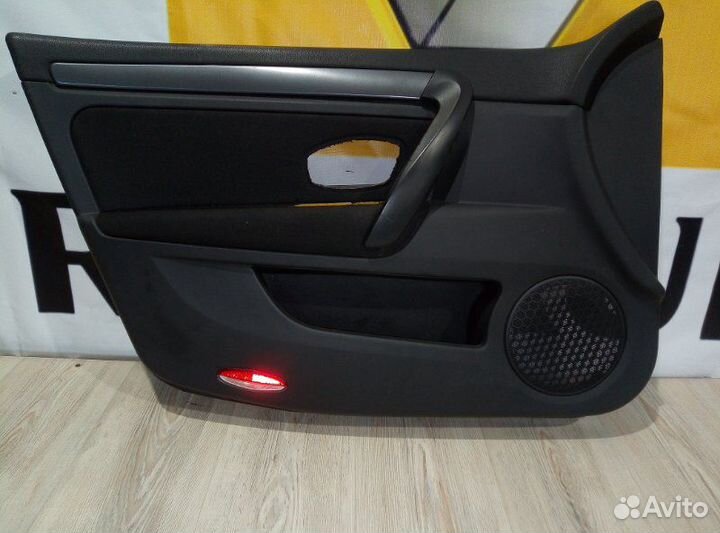 Обшивка Карта двери Renault laguna 3 Лев
