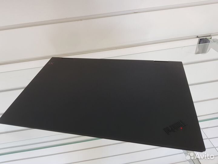 Ноутбук трансформер Lenovo Yoga x1 gen 3 i5-8350\С