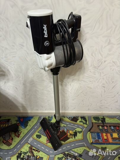 Вертикальный пылесос