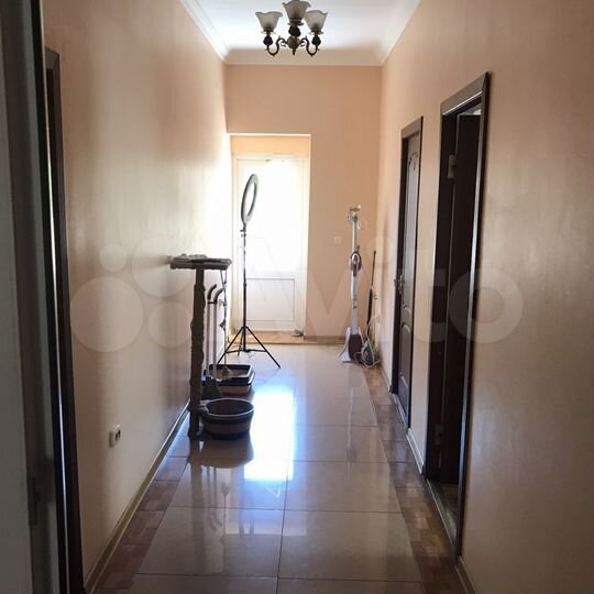 Дом 420 м² на участке 4 сот.