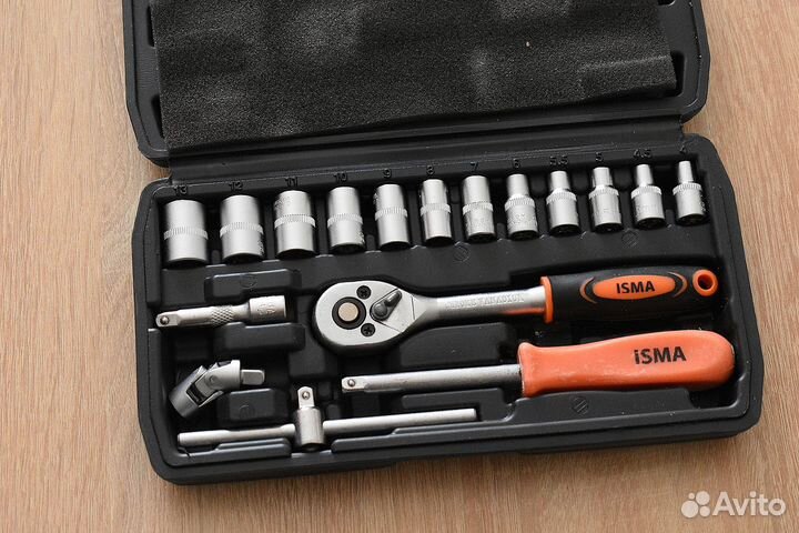 Трещотка с набором головок,17 предметов