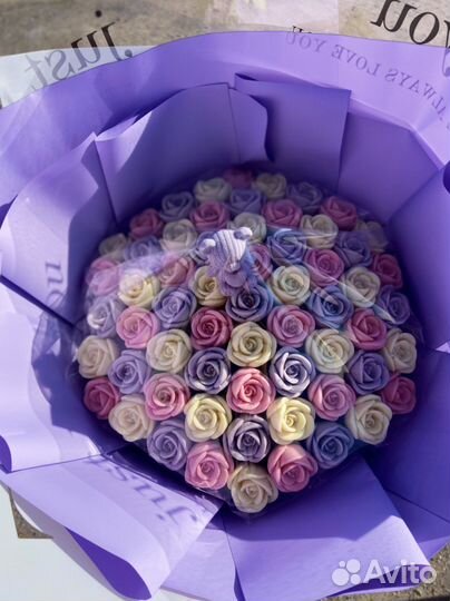 Букет из шоколадных 65 роз