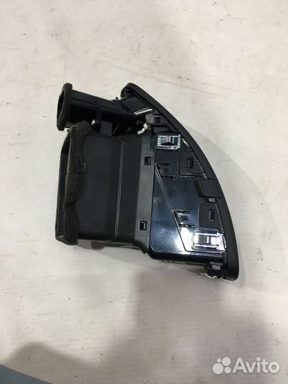 Дефлектор воздушный правый Kia ceed 1