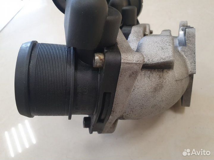 Механизм изменения геометрии впускного коллектора