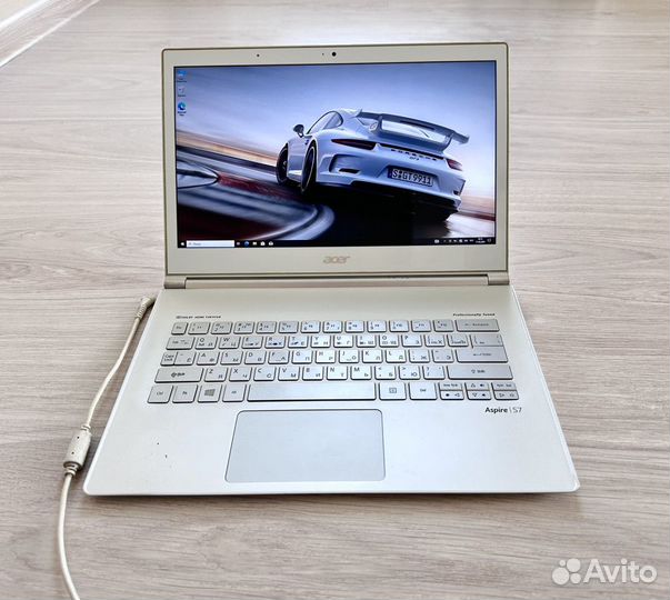Сенсорный ноутбук Acer i7