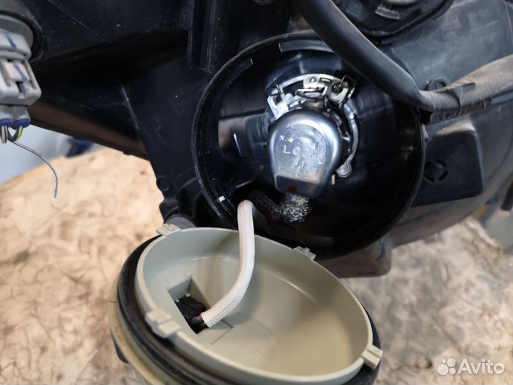 Фары Toyota Estima