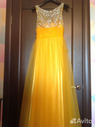 Платье для выпускного или свадьбы