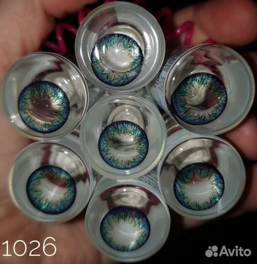 Цветные контактные линзы для глаз