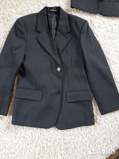 Костюм тройка 6-7 лет