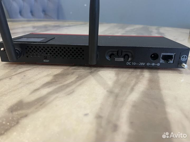 Маршрутизатор Mikrotik RB2011UiAS-2HnD-IN